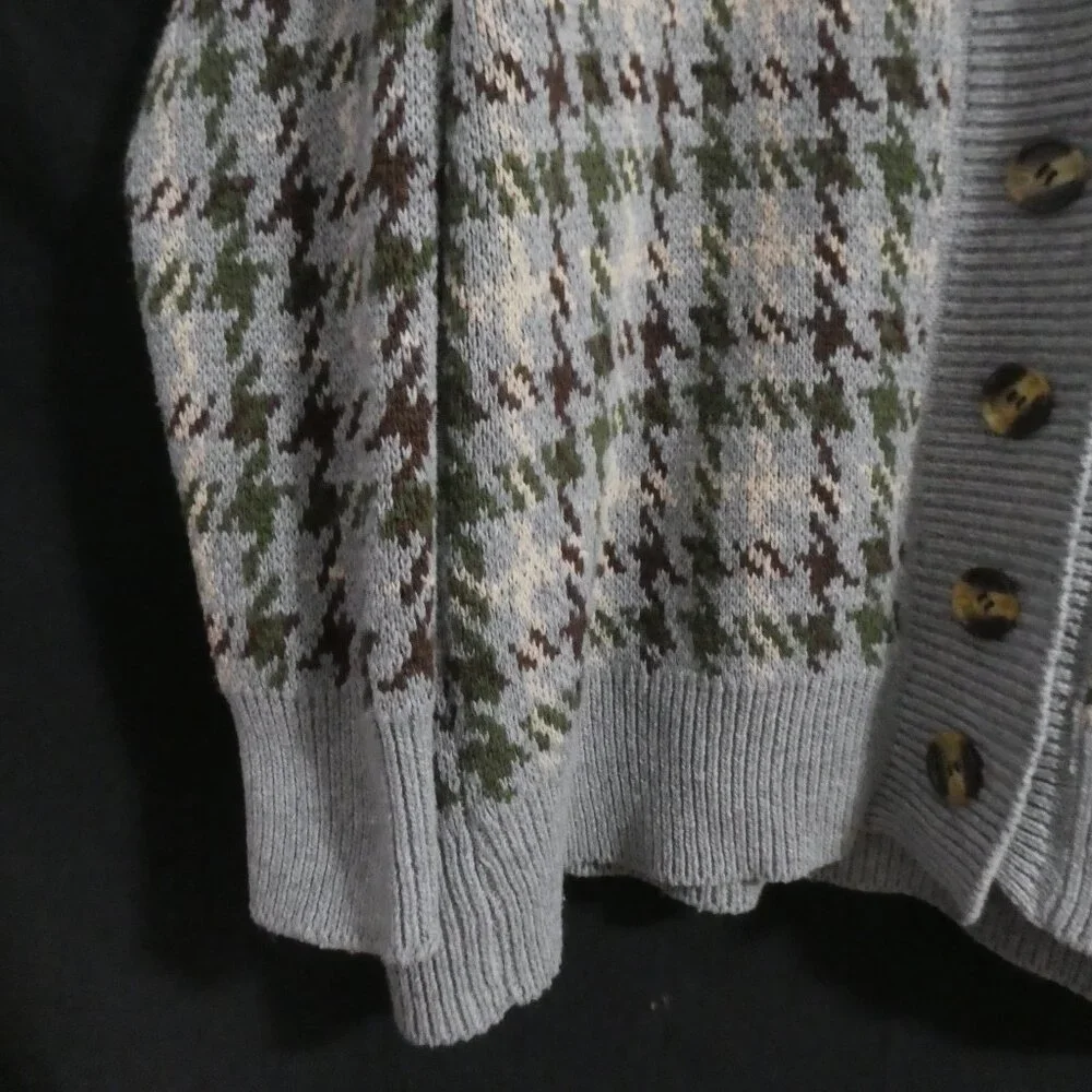 Heavy Wool Blend Houndstooth Button-Up Cardigan | xl - extra large | V-Neck - Picture 6 of 15